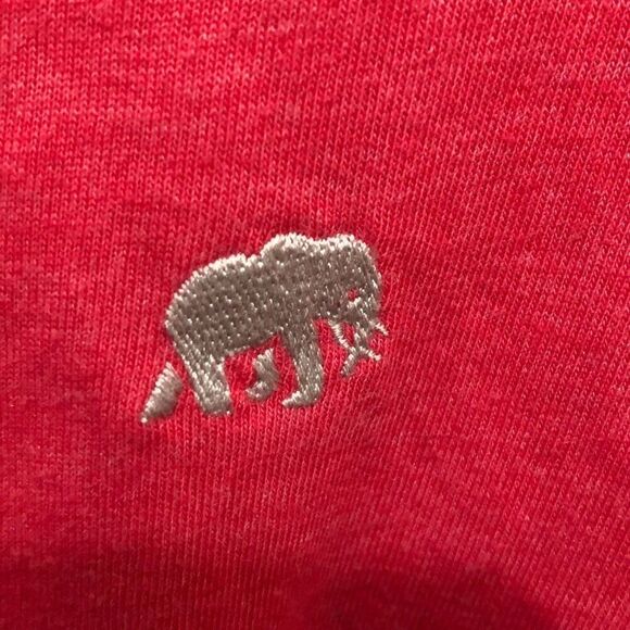 Banana Republic XXL (2X) V Neck Soft T-Shirt Embroidered Elephant - Picture 3 of 5